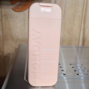 Monday Smooth Wheat Protein Shampoo - Pink